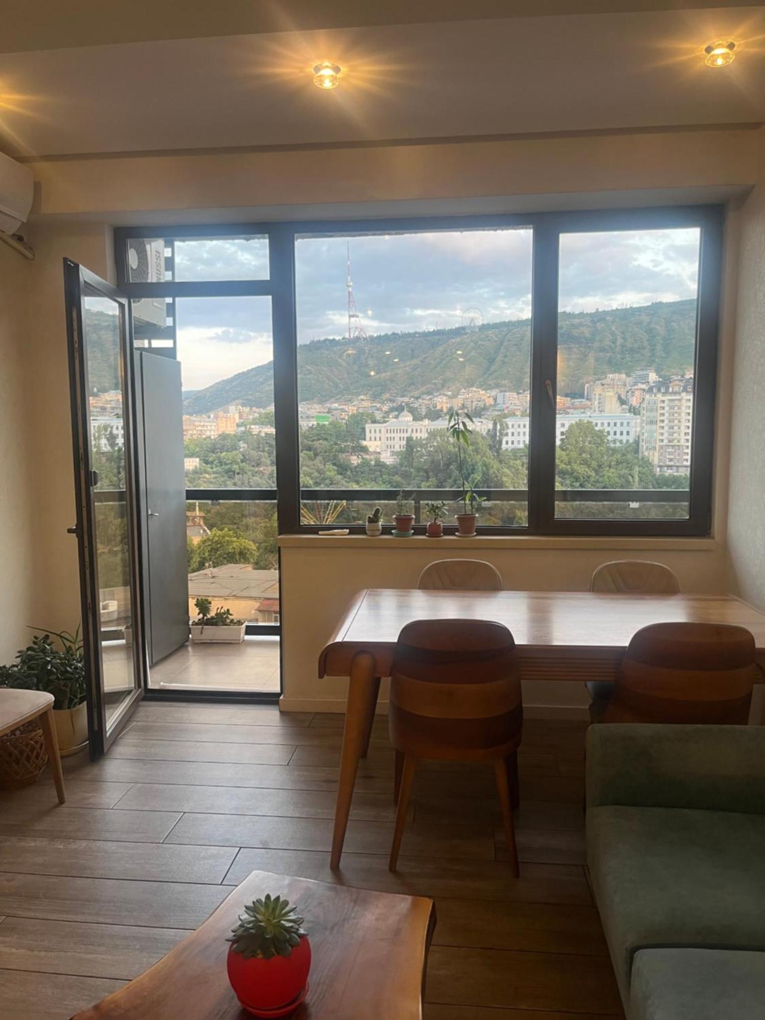 Panorama Khiliani Tbilisi Exterior foto